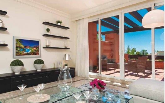 Apartamento de 2 dormitorios en Nueva Andalucia