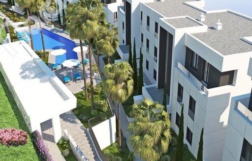 Apartamento de 2 dormitorios en Nueva Andalucia