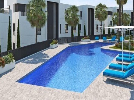 Apartamento de 2 dormitorios en Nueva Andalucia