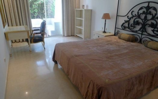 Apartamento de 2 dormitorios en Puerto Banus