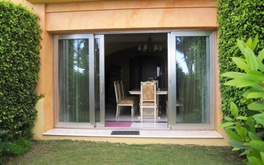 Apartamento de 2 dormitorios en Puerto Banus