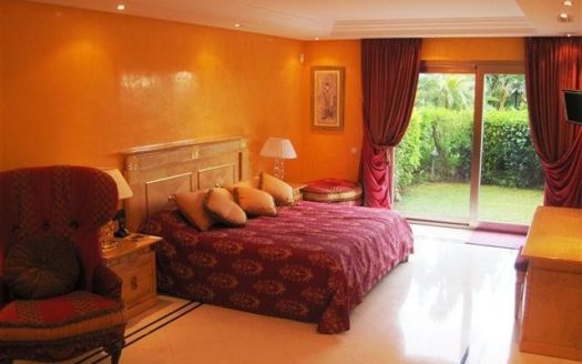 Apartamento de 2 dormitorios en Puerto Banus