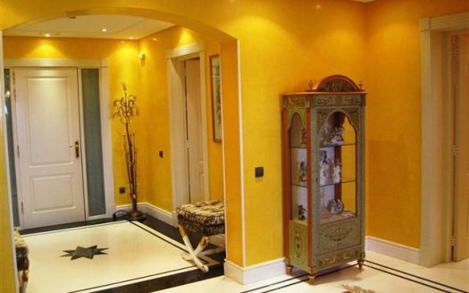 Apartamento de 2 dormitorios en Puerto Banus