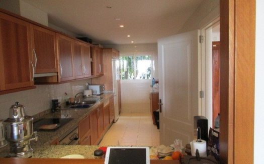 Apartamento de 2 dormitorios en Nueva Andalucia