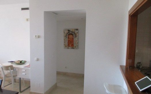 Apartamento de 2 dormitorios en Nueva Andalucia