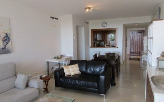 Apartamento de 2 dormitorios en Nueva Andalucia