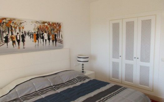 Apartamento de 2 dormitorios en Nueva Andalucia