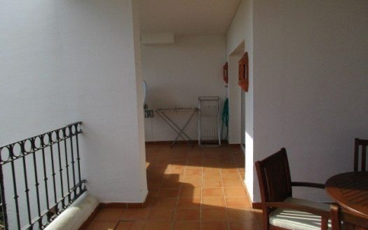Apartamento de 2 dormitorios en Nueva Andalucia