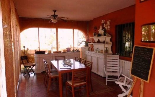 Villa de 8 dormitorios en El Real Panorama