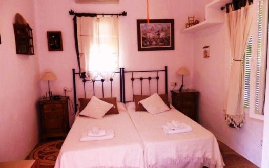 Villa de 8 dormitorios en El Real Panorama