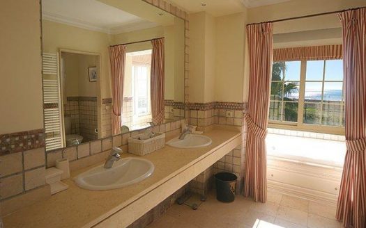 Villa de 5 dormitorios en Puerto Banus