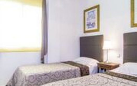 Apartamento de 2 dormitorios en Puerto Banus