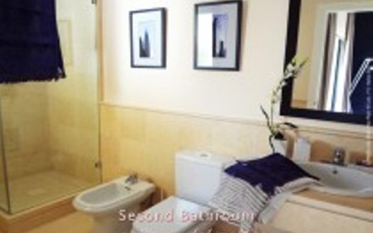 Apartamento de 2 dormitorios en Benahavis