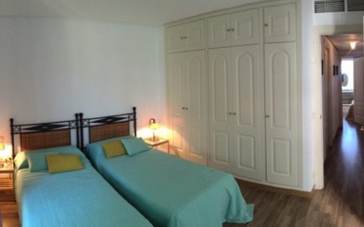 Adosado de 3 dormitorios en Milla de Oro