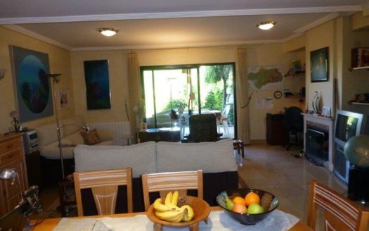 Adosado de 3 dormitorios en Milla de Oro