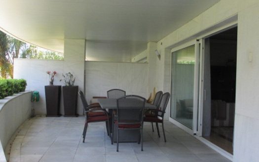 Apartamento de 2 dormitorios en Puerto Banus