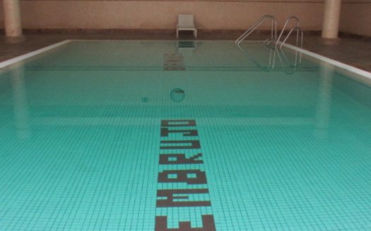 Apartamento de 2 dormitorios en Puerto Banus