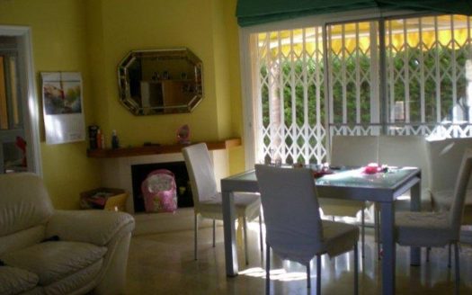 Adosado de 3 dormitorios en Nueva Andalucia