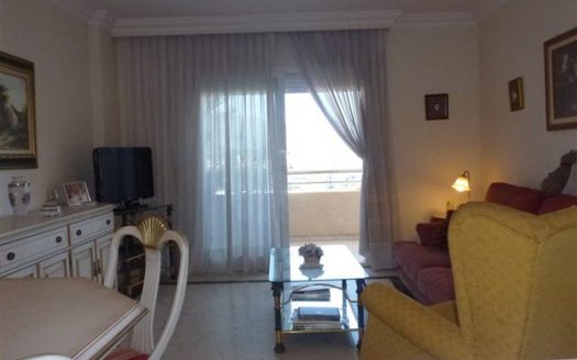 Apartamento de 2 dormitorios en Puerto Banus