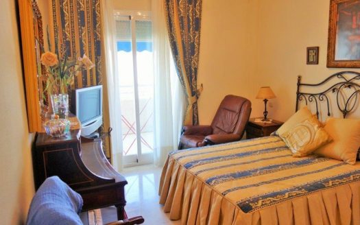 Apartamento de 2 dormitorios en Puerto Banus