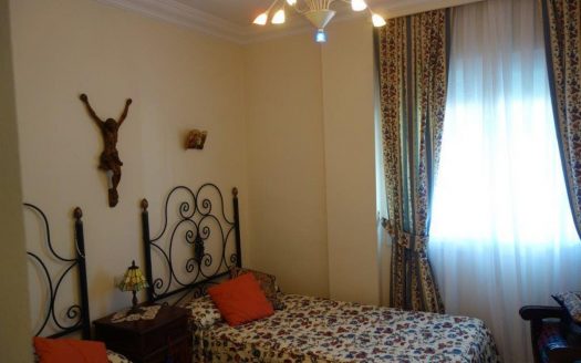 Apartamento de 2 dormitorios en Puerto Banus