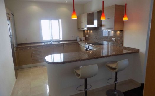 Apartamento de 2 dormitorios en Puerto Banus