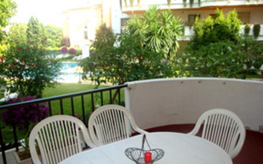 Apartamento de 2 dormitorios en Nueva Andalucia