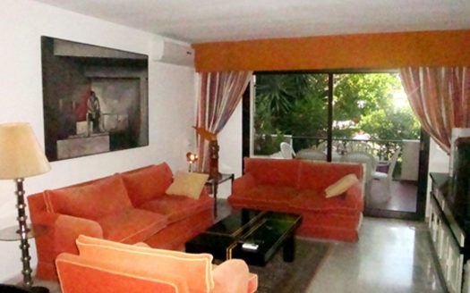 Apartamento de 2 dormitorios en Nueva Andalucia