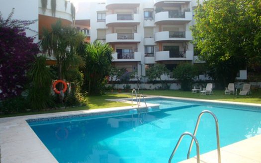 Apartamento de 2 dormitorios en Nueva Andalucia