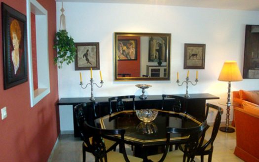 Apartamento de 2 dormitorios en Nueva Andalucia