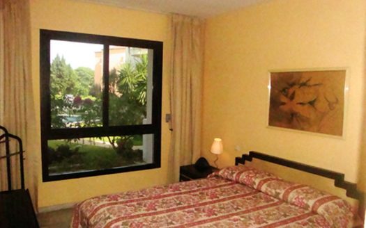 Apartamento de 2 dormitorios en Nueva Andalucia