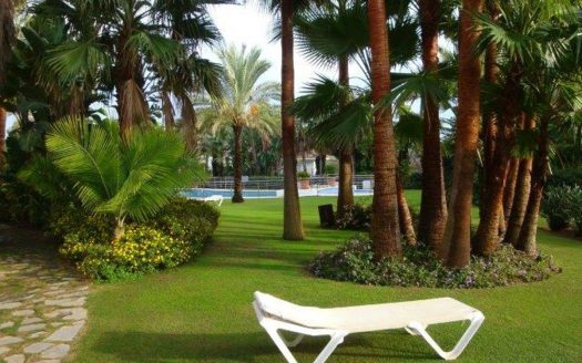 Apartamento de 2 dormitorios en Puerto Banus