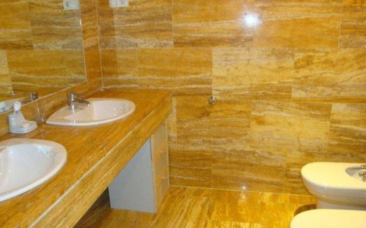 Apartamento de 2 dormitorios en Puerto Banus