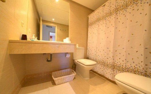 Apartamento de 2 dormitorios en Puerto Banus