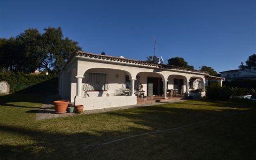 4 bedrooms Villa in El Paraiso