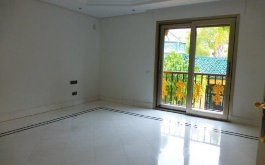 Apartamento de 2 dormitorios en Puerto Banus