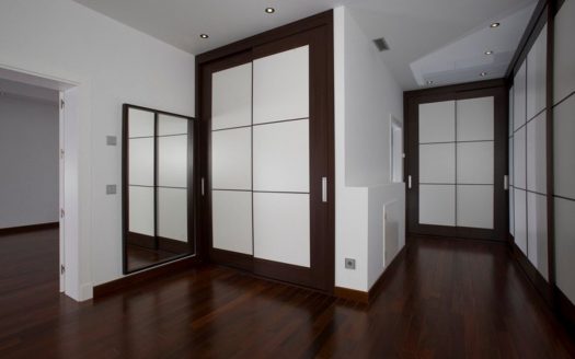 Villa de 5 dormitorios en Milla de Oro