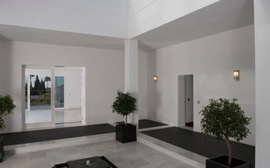 Villa de 5 dormitorios en Milla de Oro