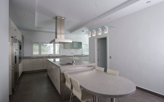 Villa de 5 dormitorios en Milla de Oro