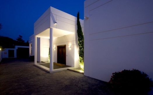 Villa de 5 dormitorios en Milla de Oro