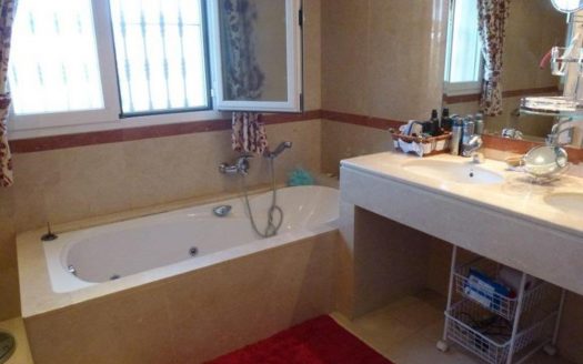 Villa de 6 dormitorios en Puerto Banus