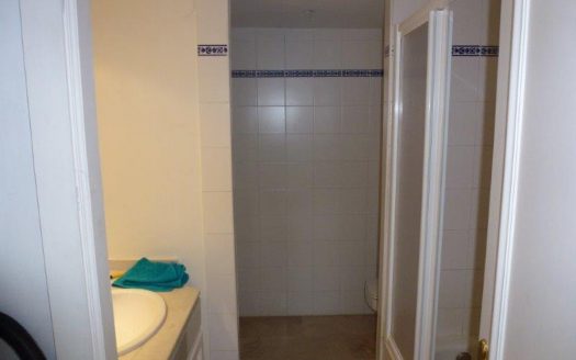 Apartamento de 3 dormitorios en Nueva Andalucia