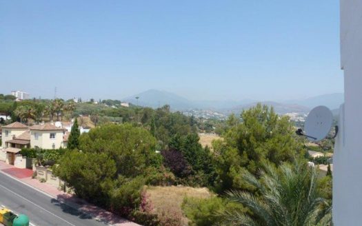 Apartamento de 3 dormitorios en Nueva Andalucia