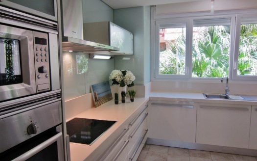 Ático de 3 dormitorios en Nueva Andalucia