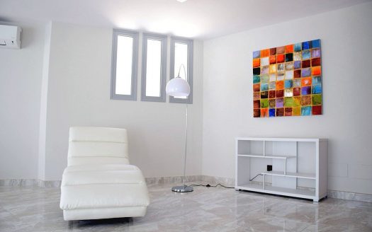 Villa de 3 dormitorios en Nueva Andalucia