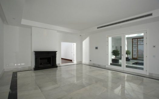 Villa de 5 dormitorios en Milla de Oro