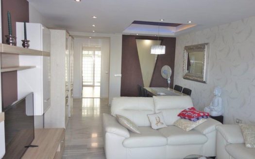Apartamento de 2 dormitorios en Puerto Banus