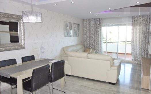 Apartamento de 2 dormitorios en Puerto Banus
