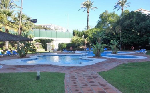 Apartamento de 2 dormitorios en Puerto Banus