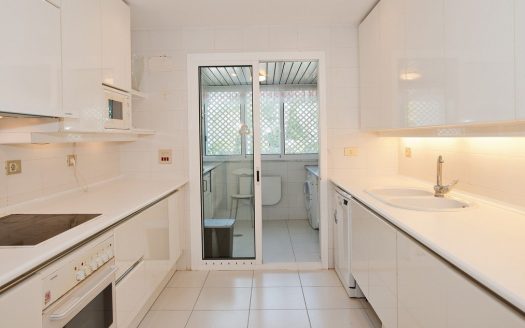 Apartamento de 3 dormitorios en Puerto Banus